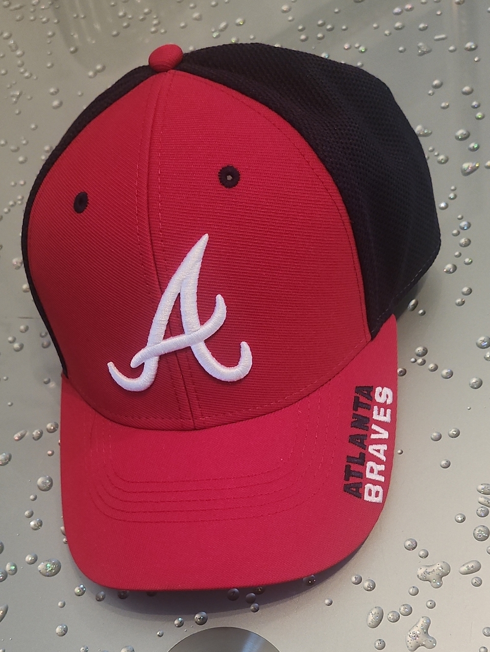 Atlanta Braves Adult Red and Blue Baseball Cap